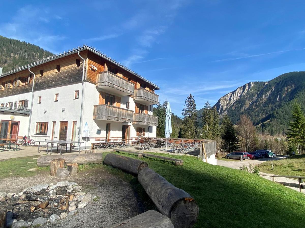 Blsv Sportcamp Direkt Am Kurvenlift Vandrarhem Schliersee Exteriör bild
