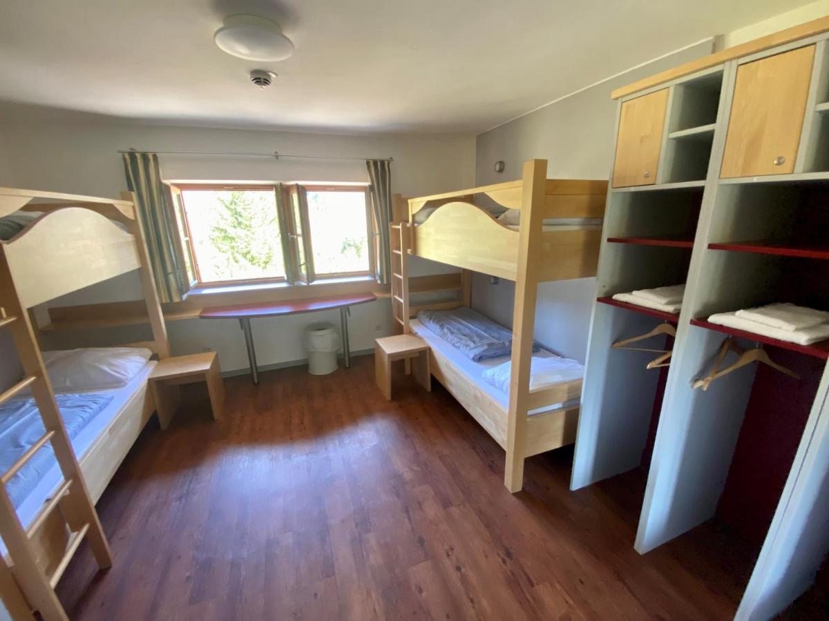 Blsv Sportcamp Direkt Am Kurvenlift Vandrarhem Schliersee Exteriör bild