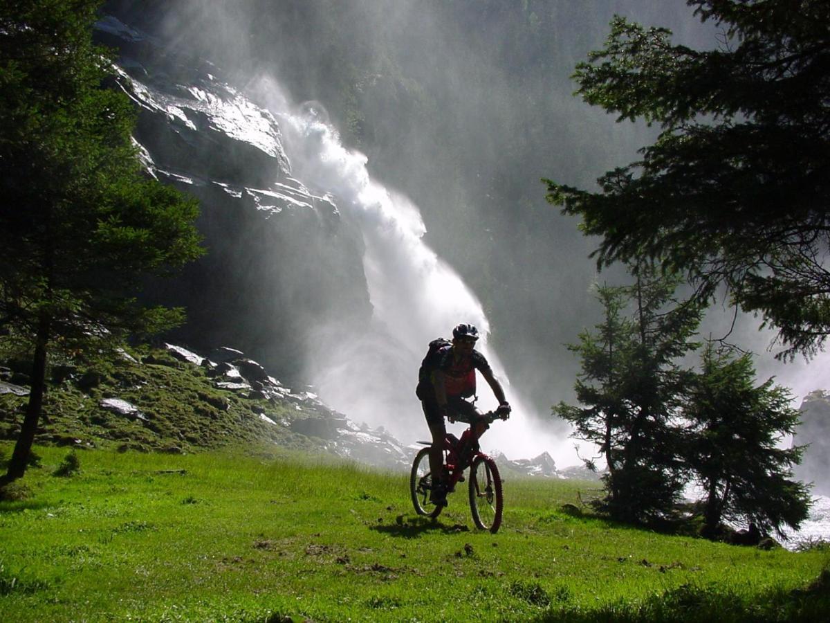 Blsv Sportcamp Direkt Am Kurvenlift Vandrarhem Schliersee Exteriör bild