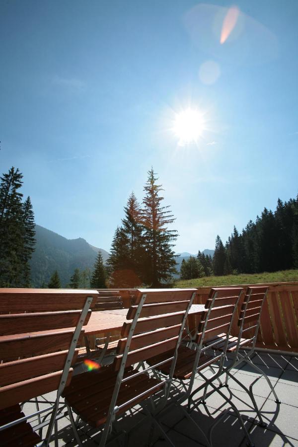Blsv Sportcamp Direkt Am Kurvenlift Vandrarhem Schliersee Exteriör bild