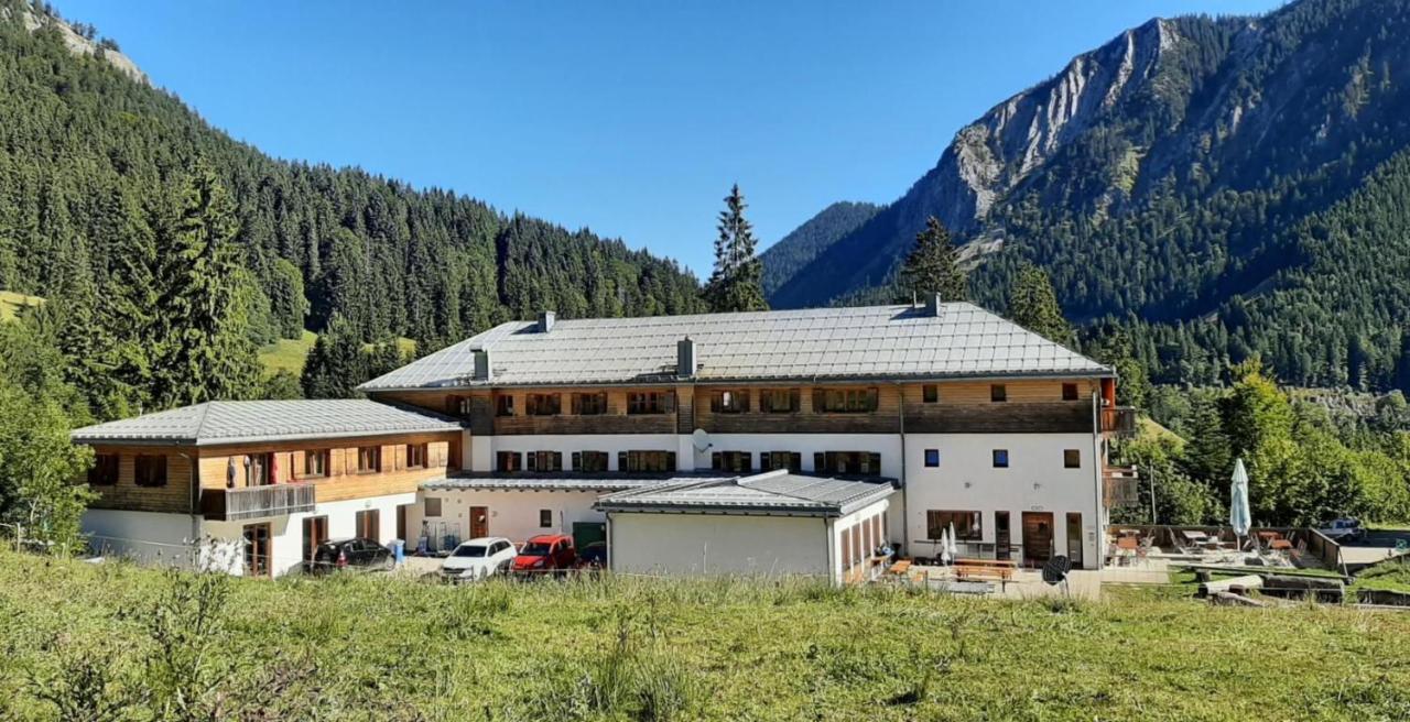 Blsv Sportcamp Direkt Am Kurvenlift Vandrarhem Schliersee Exteriör bild